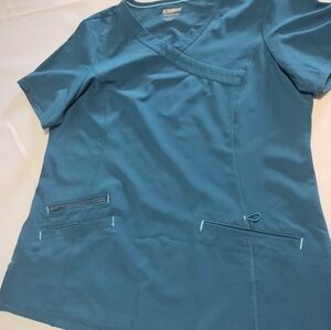 Scrub shirt Medium